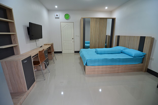 Condo — photo 4