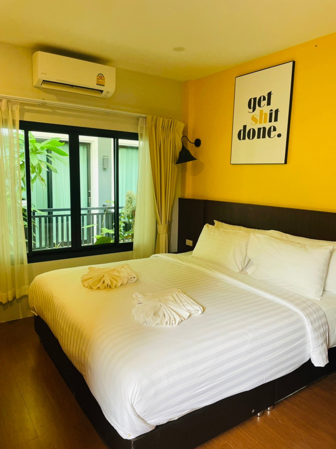 1 Bed Condo — photo 2