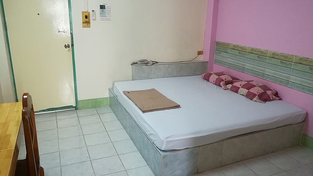 1 Bed Condo — photo 3