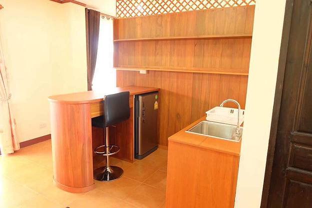 1 Bed Condo — photo 4