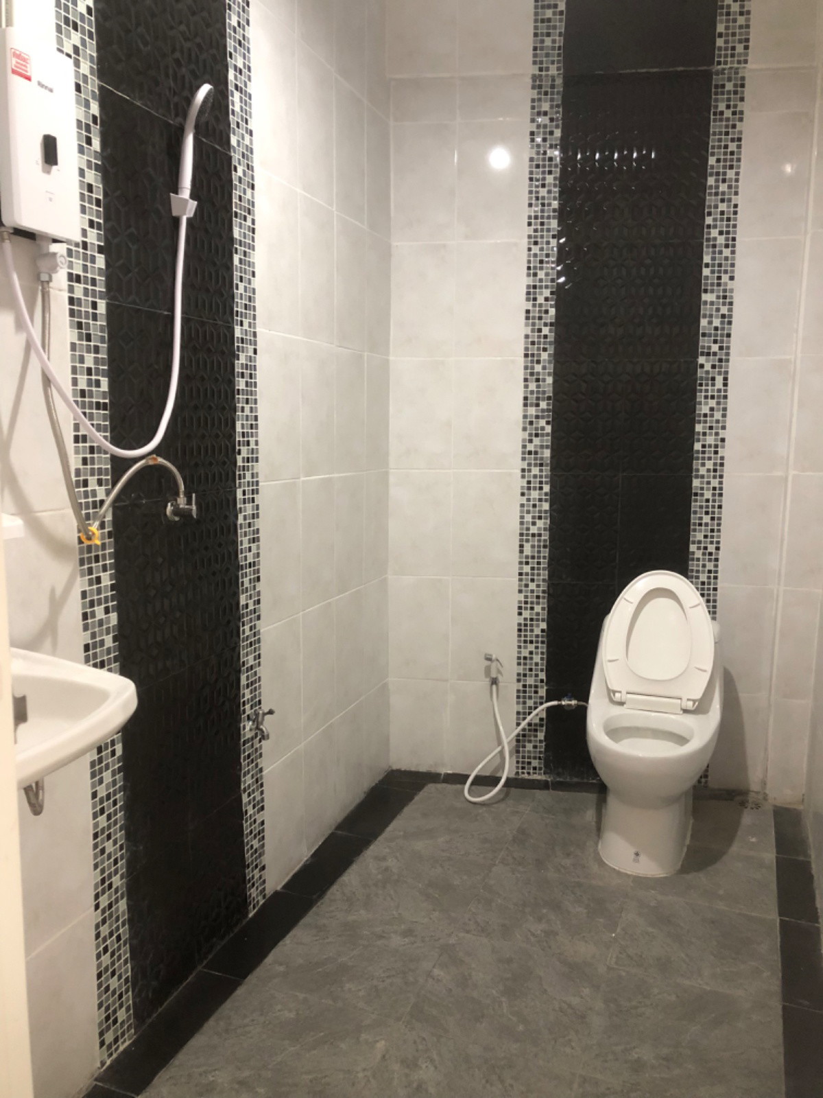 1 Bed Condo — photo 4
