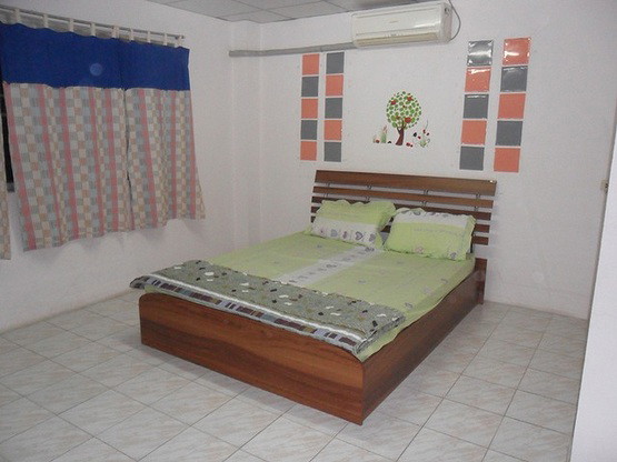 1 Bed Condo — photo 3