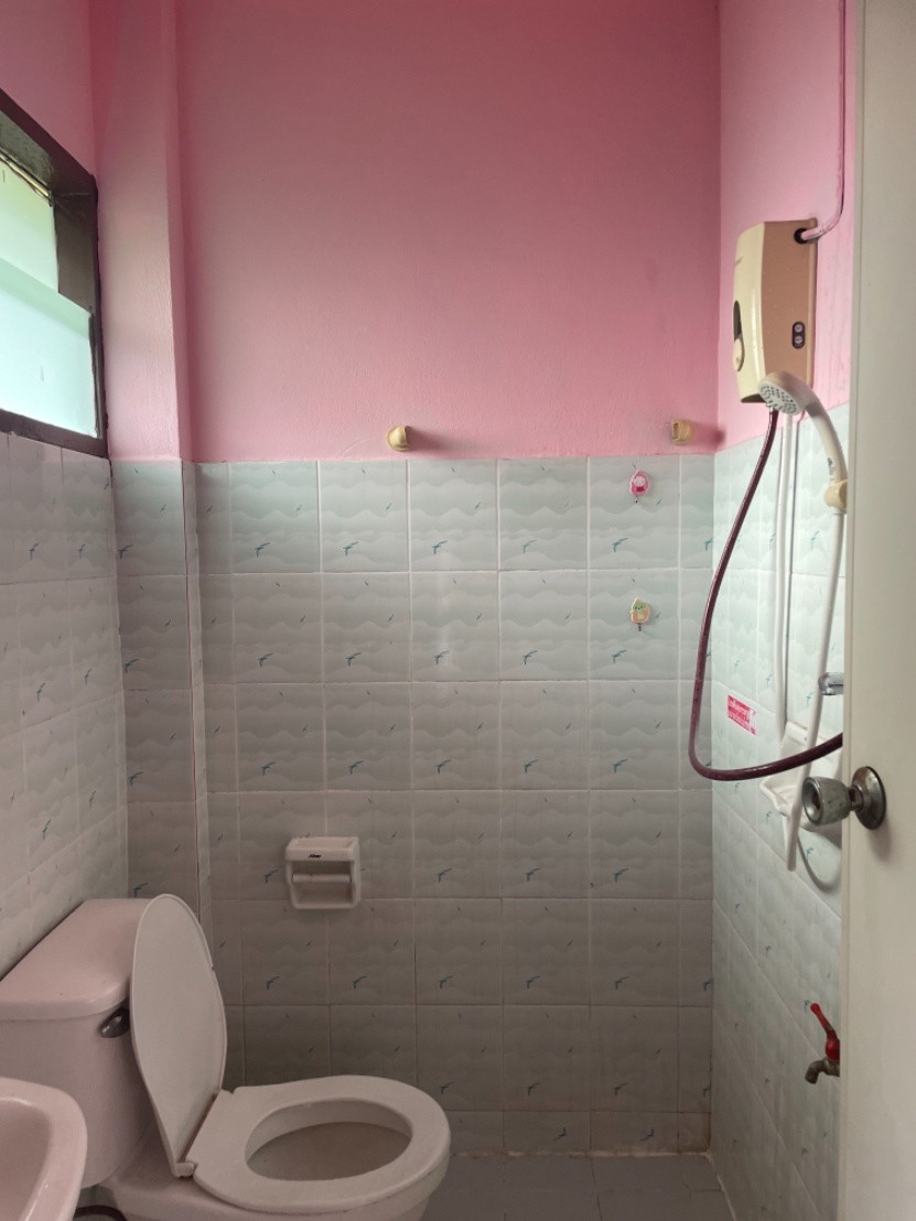 1 Bed Condo — photo 2