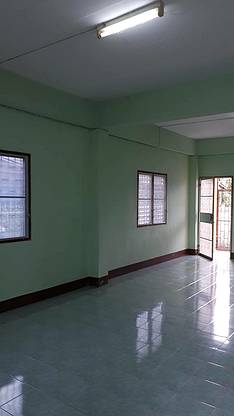 1 Bed Condo — photo 2