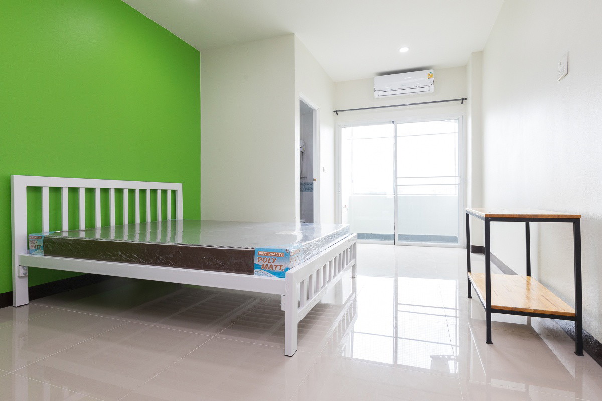 Condo · Mueang Chon Buri, chon_buri — photo 1