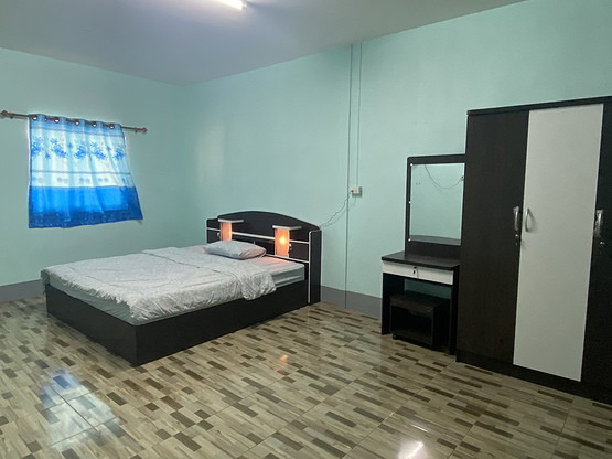 1 Bed Condo — photo 2