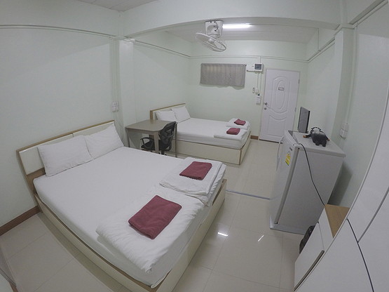 1 Bed Condo — photo 2