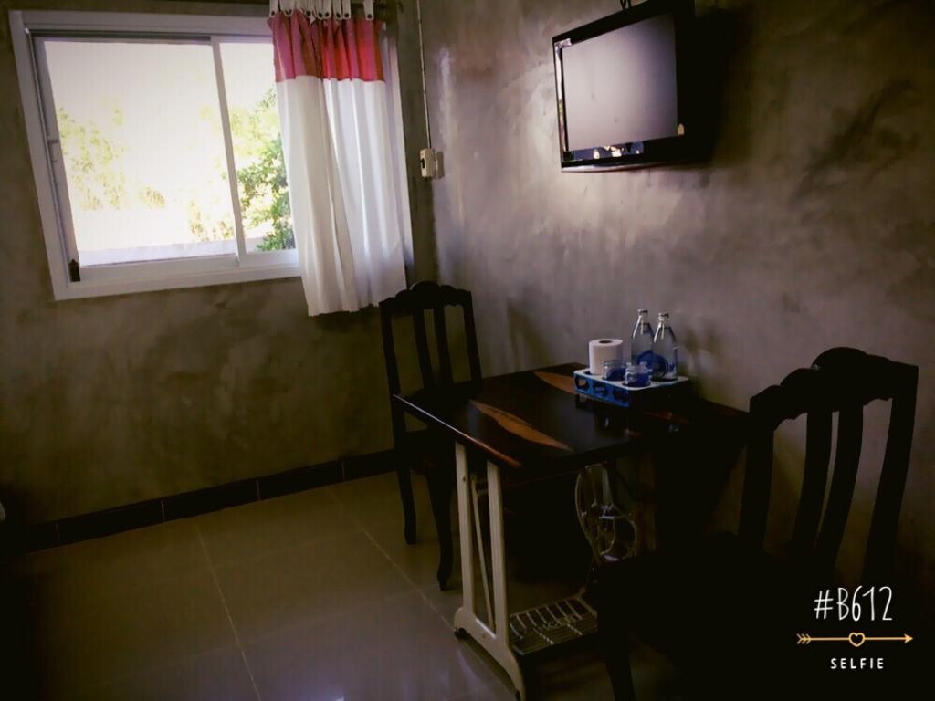 1 Bed Condo — photo 4