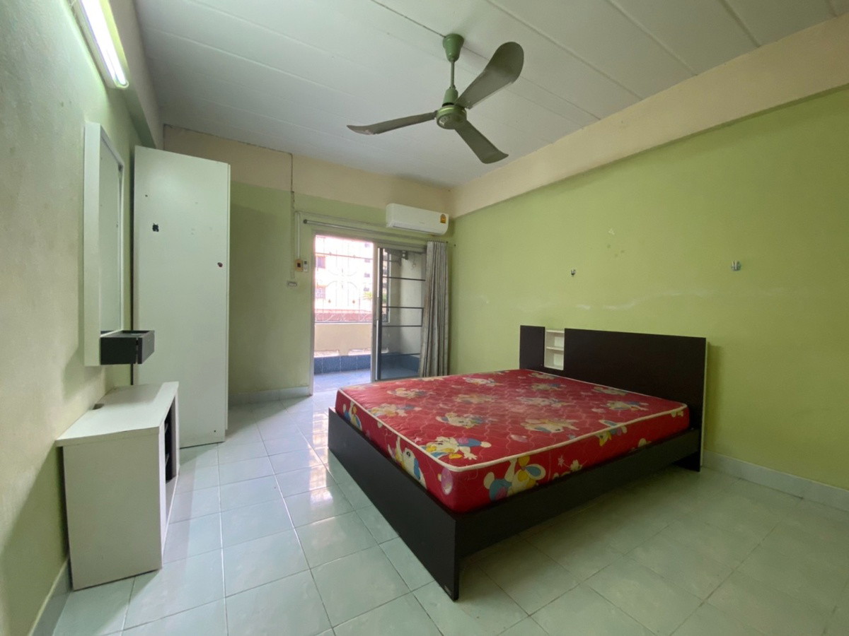 Condo — photo 3
