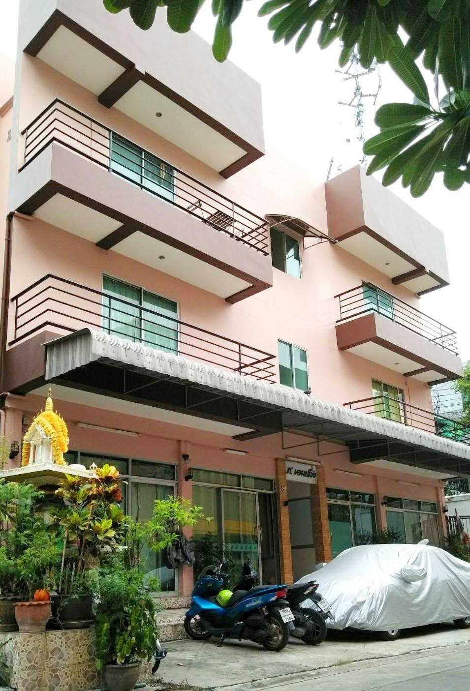 1 Bed Condo · Huai Khwang, bangkok — photo 2