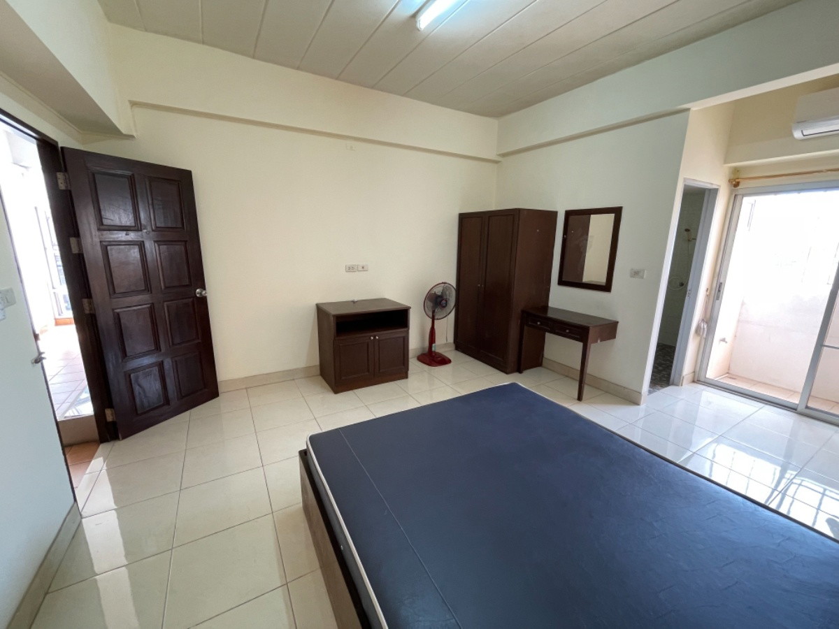 1 Bed Condo · Mueang Chon Buri, chon_buri — photo 2