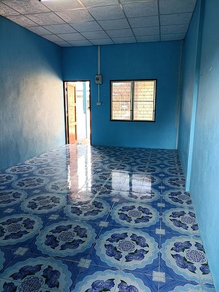 1 Bed Condo — photo 2