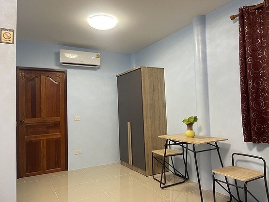 1 Bed Condo — photo 4