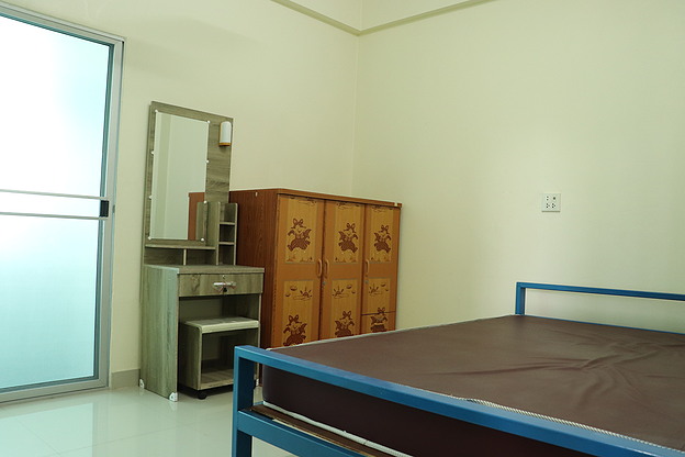 1 Bed Condo · Bangkok Noi, bangkok — photo 1