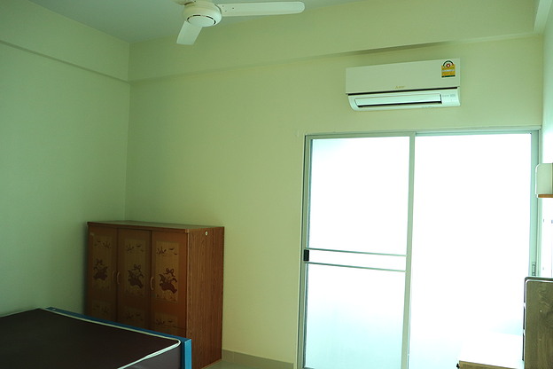 1 Bed Condo · Bangkok Noi, bangkok — photo 4