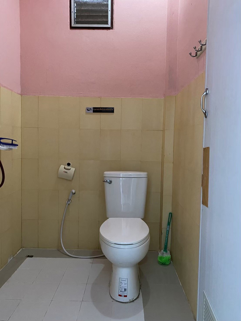 1 Bed Condo — photo 3