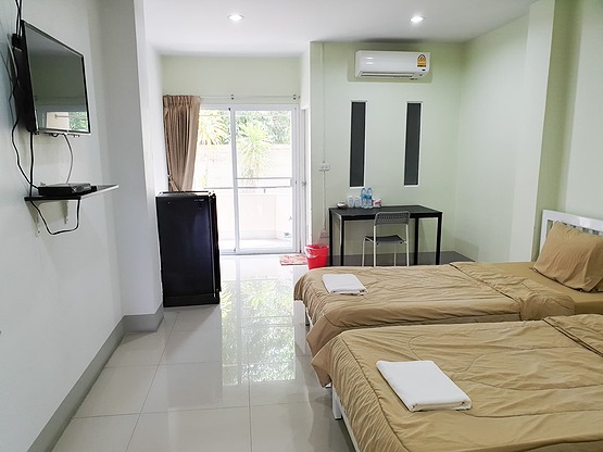 1 Bed Condo — photo 4