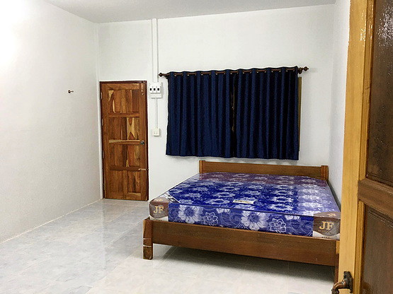 1 Bed Condo — photo 1