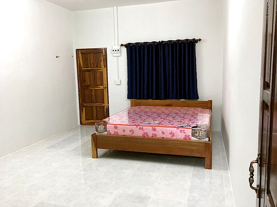 1 Bed Condo — photo 3