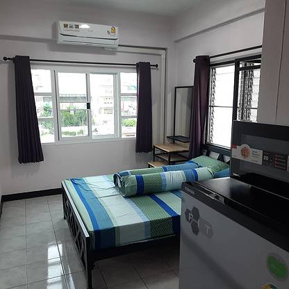 1 Bed Condo · Bangkok Noi, bangkok — photo 2