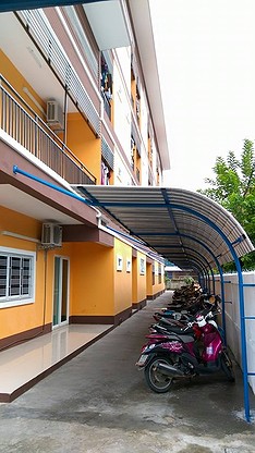 1 Bed Condo — photo 2