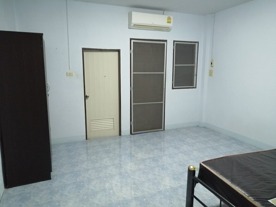 1 Bed Condo — photo 5