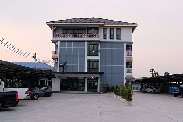 Condo · chon_buri — photo 1