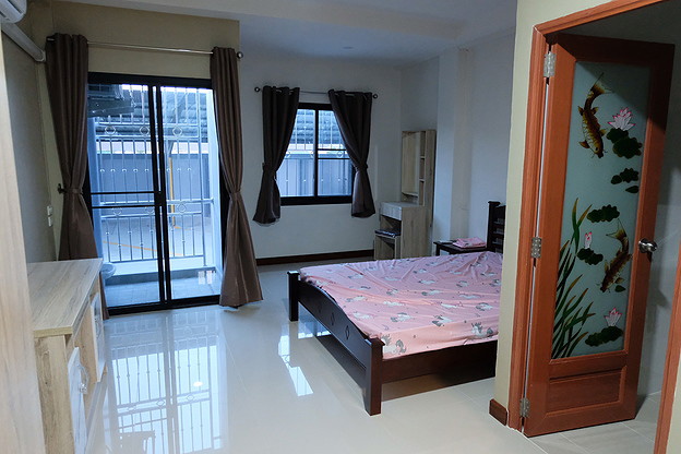 Condo · chon_buri — photo 4