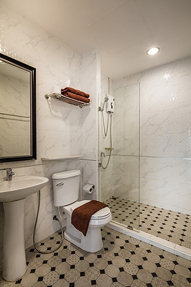 1 Bed Condo · Bang Rak, bangkok — photo 4