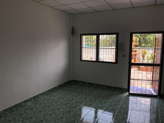 1 Bed Condo — photo 3