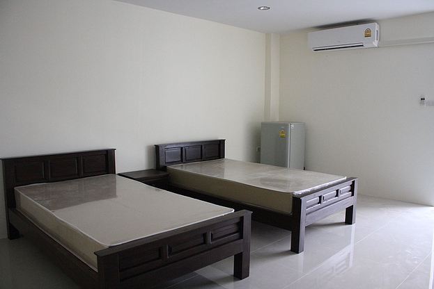 1 Bed Condo — photo 3