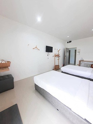 1 Bed Condo — photo 2