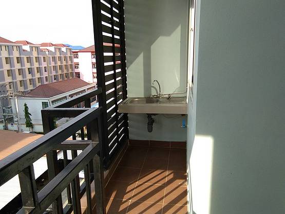 1 Bed Condo — photo 4