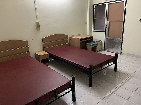 1 Bed Condo — photo 1