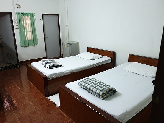 1 Bed Condo — photo 2