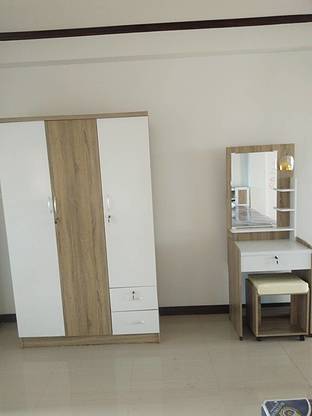 1 Bed Condo — photo 3