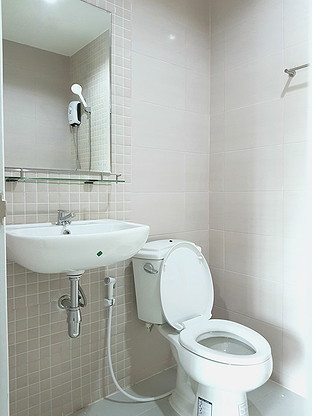 1 Bed Condo — photo 4