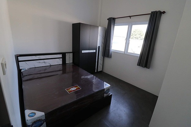 1 Bed Condo — photo 3