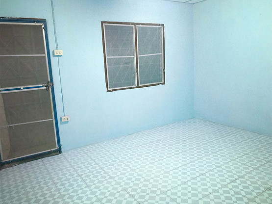 1 Bed Condo — photo 1