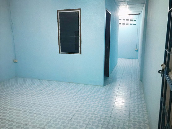 1 Bed Condo — photo 2