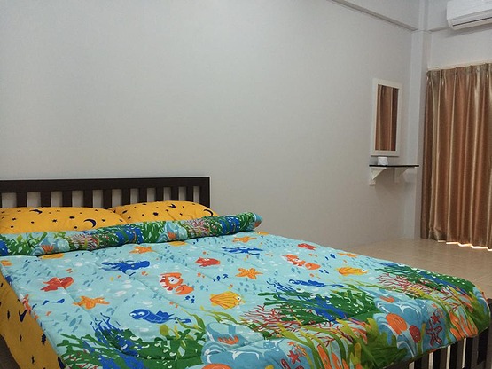 1 Bed Condo — photo 2