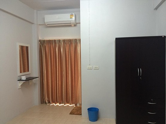 1 Bed Condo — photo 4