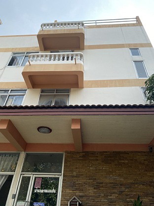 1 Bed Condo · Phra Khanong, bangkok — photo 1