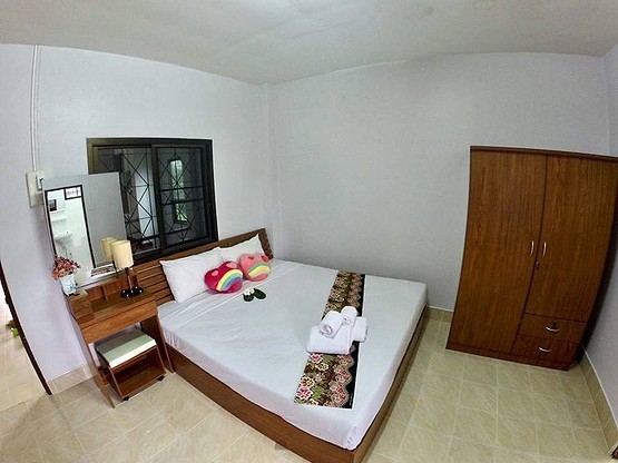 1 Bed Condo — photo 2