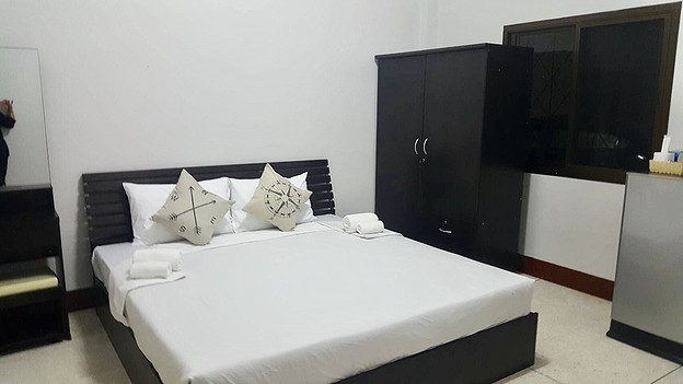 1 Bed Condo — photo 5