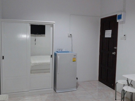 1 Bed Condo — photo 4