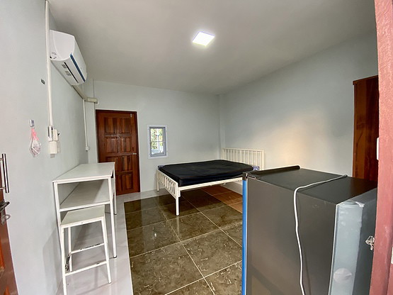 1 Bed Condo — photo 1