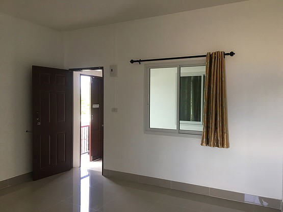 1 Bed Condo — photo 2
