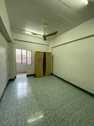 1 Bed Condo — photo 2