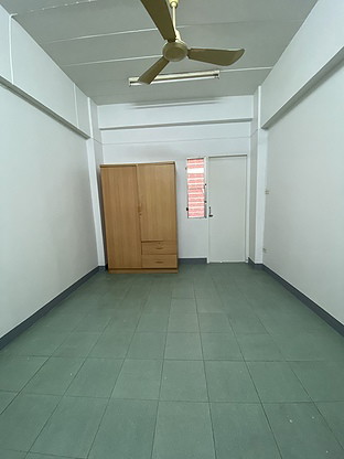 1 Bed Condo — photo 3